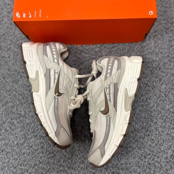 Nike Initiator Phantom Brown