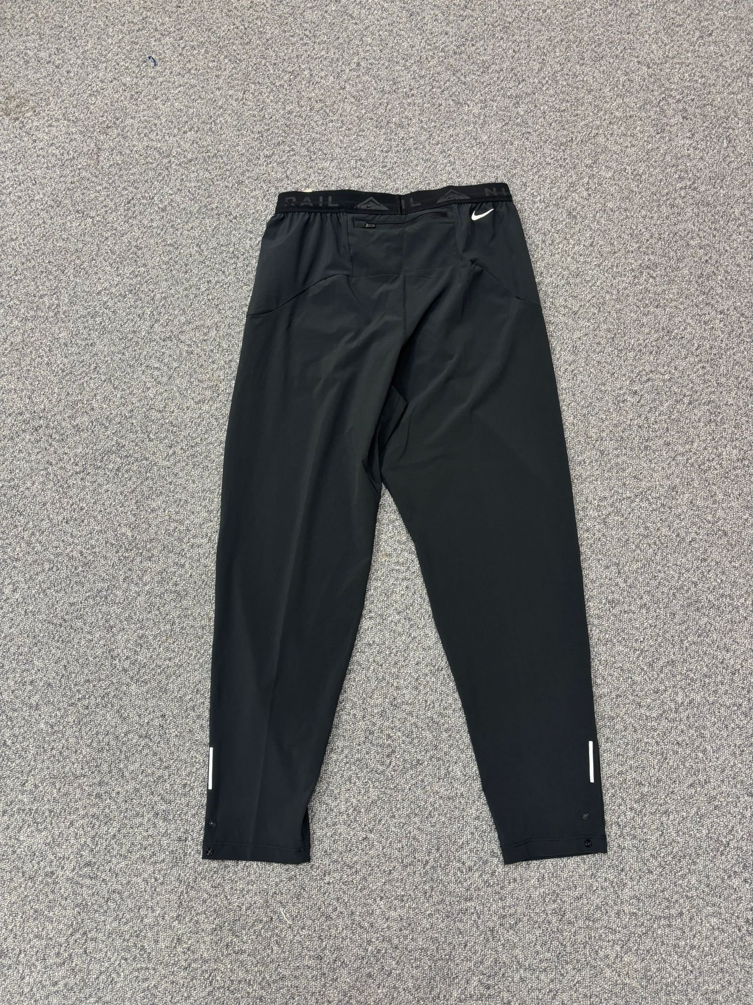 Pantalon Nike Trail Dawn Range :